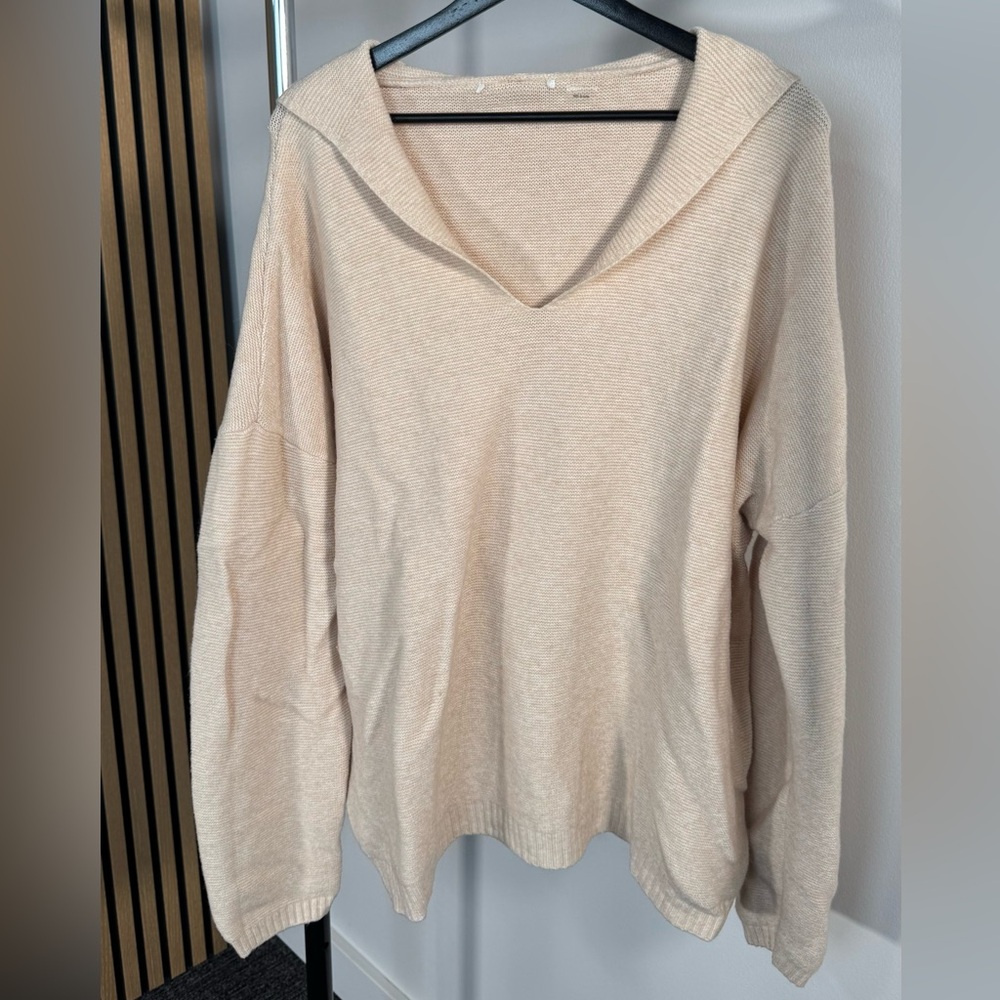 Knit V-Neck Sweater w/ Hood